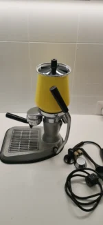 Vintage Manual Lever Espresso Machine Yellow, Retro Design - Image 5