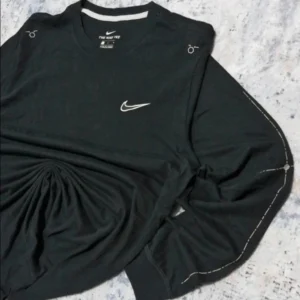 Nike Dri-FIT Long Sleeve Running Top Black Swoosh Mens